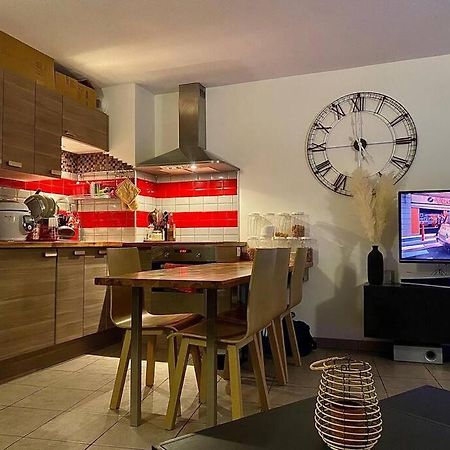 Апартаменты Joli T2 Dans Анси Экстерьер фото